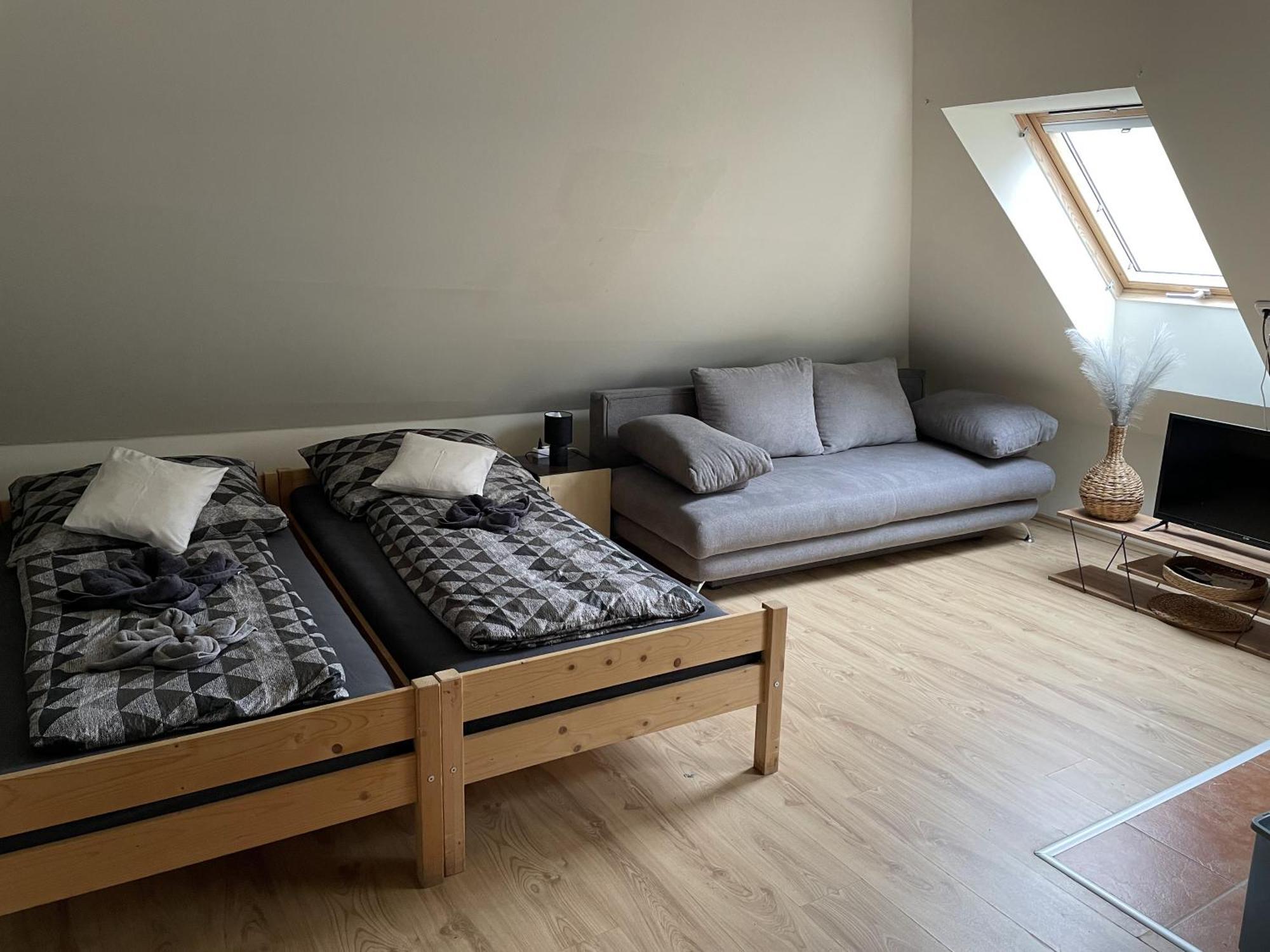 Takacs Vendeghaz 2 Apartment Sopron Ngoại thất bức ảnh