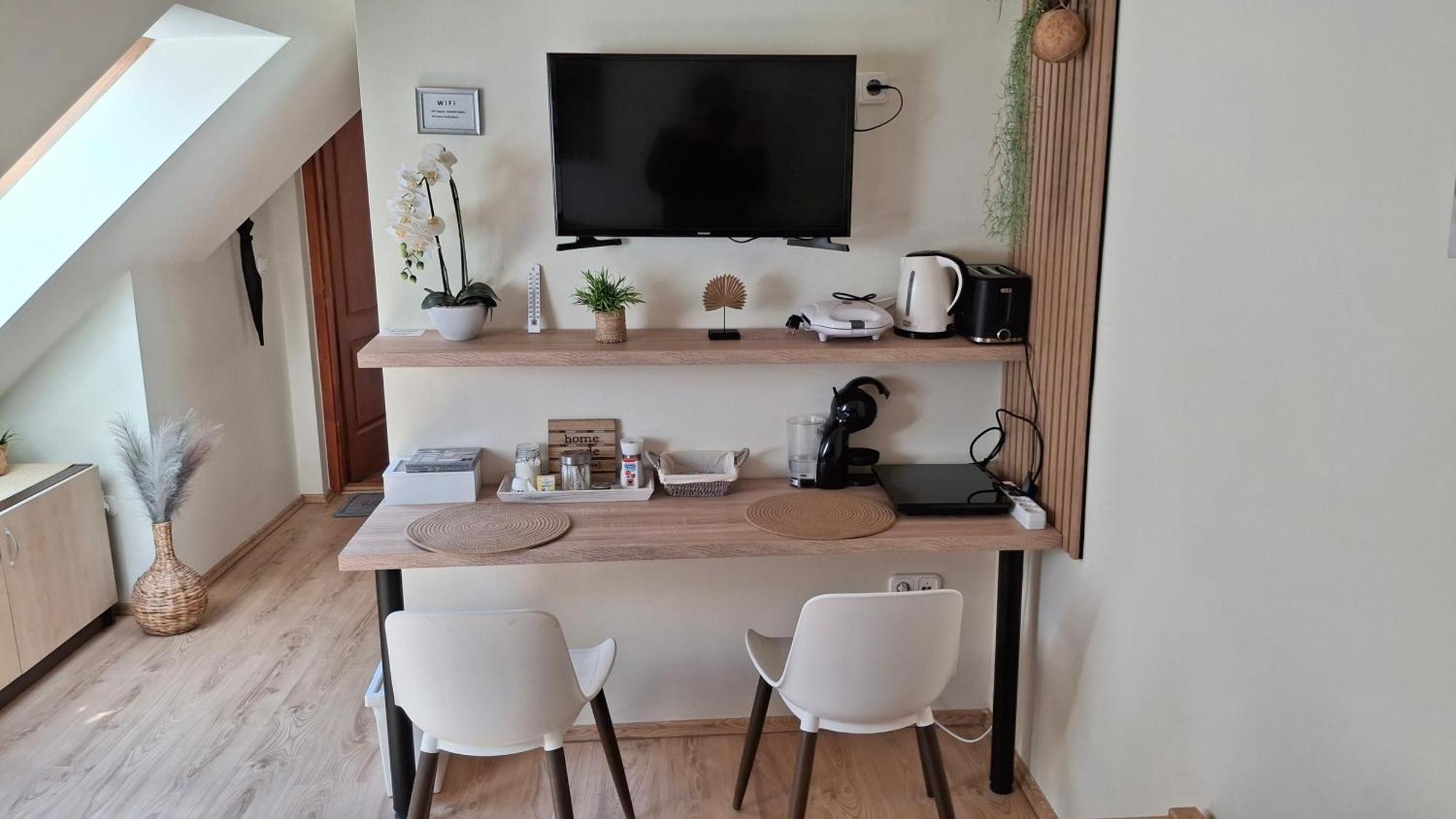 Takacs Vendeghaz 2 Apartment Sopron Ngoại thất bức ảnh